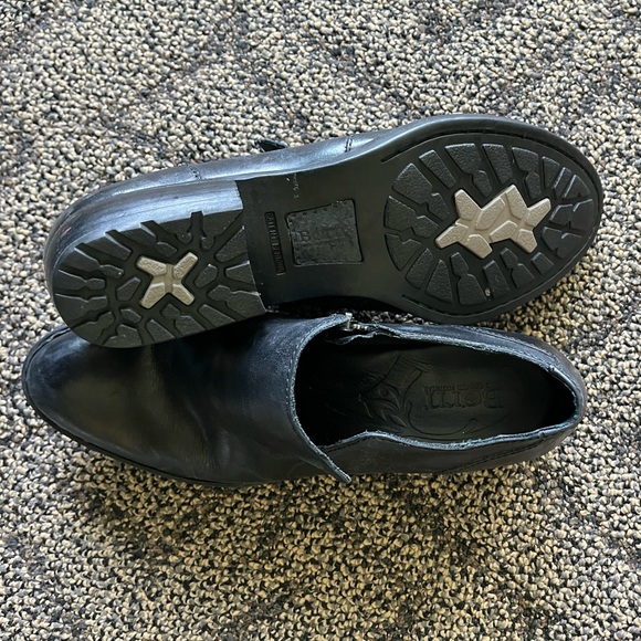 Born Lovise Women’s Black Leather Side Zip Block Heel Ankle Bootie loafers - Picture 6 of 7